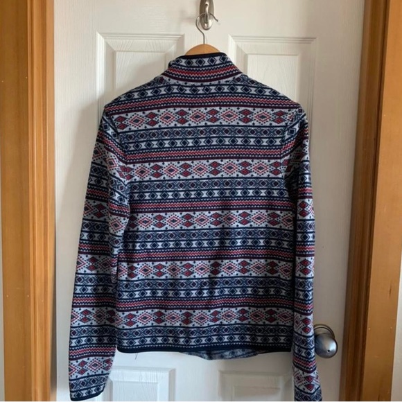 Aeropostale Sweater - Picture 2 of 3